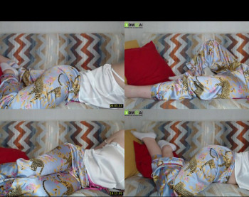 momsroom — 52 minute Chaturbate couple cam show recording, 1080p, Apr 29, 2022